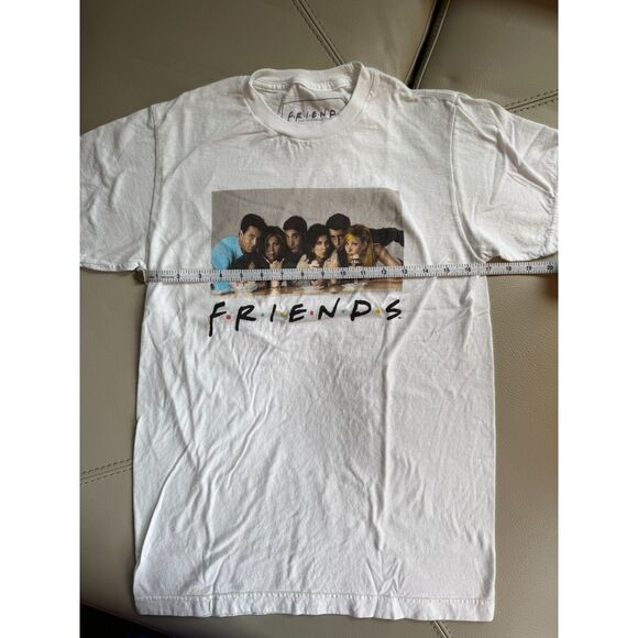 Friends Set of 2 Women's Shirts Black/White Size Small - Picture 3 of 5